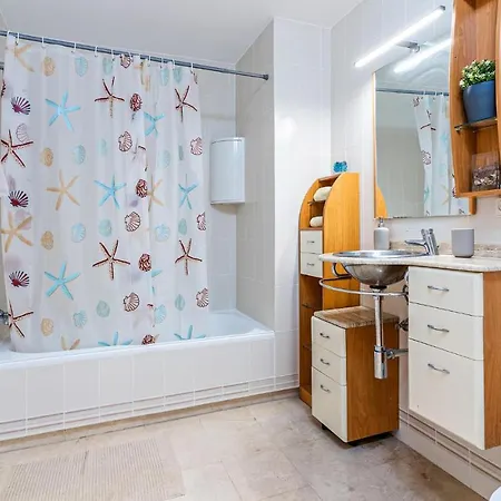 Gorgeous In 埃斯特波纳